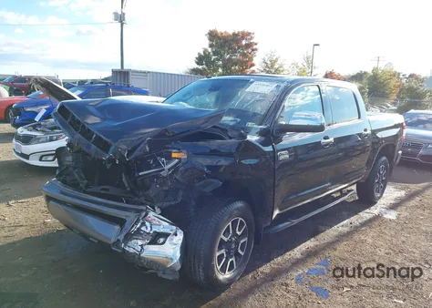 2019 Toyota Tundra 1794 5.7L V8 из США, поврежденный, VIN 5TFAY5F17KX864175